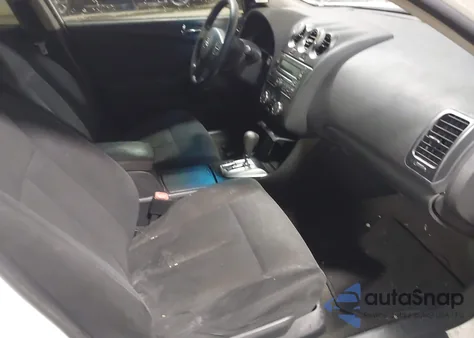 2011 Nissan Altima 2.5 S z USA, uszkodzony, nr VIN 1N4AL2AP8BC153087